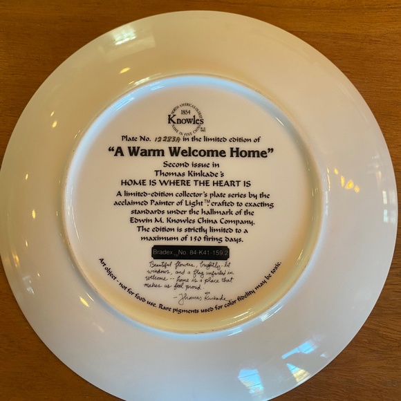 Thomas Kinkade 'A Warm Welcome Home' - Picture 2 of 2
